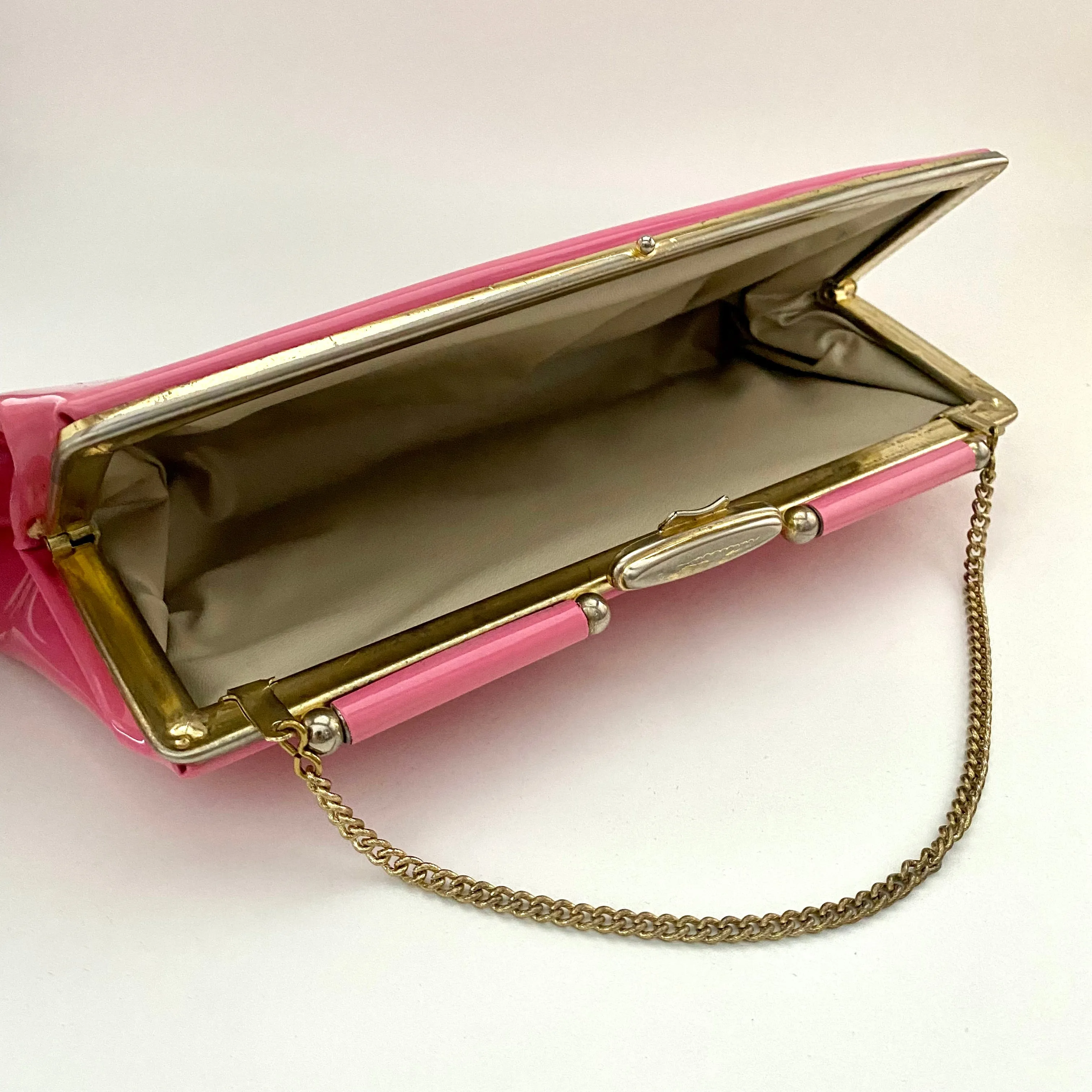 1960s Pink Patent Leather Clutch With Optional Chain Handle