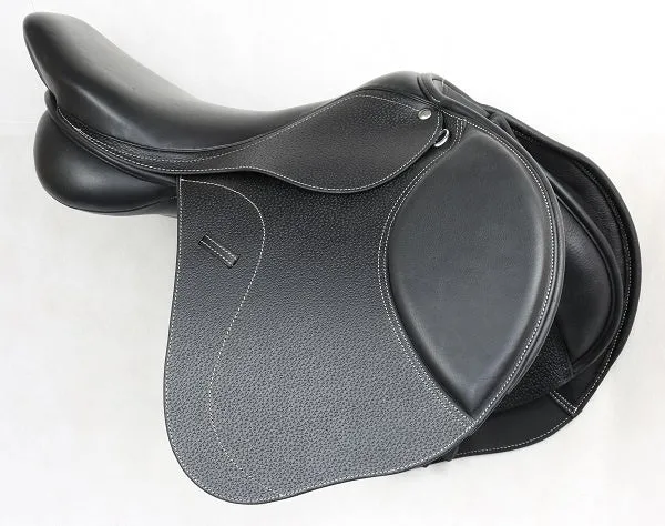 Cavalier Close Contact Saddle Black