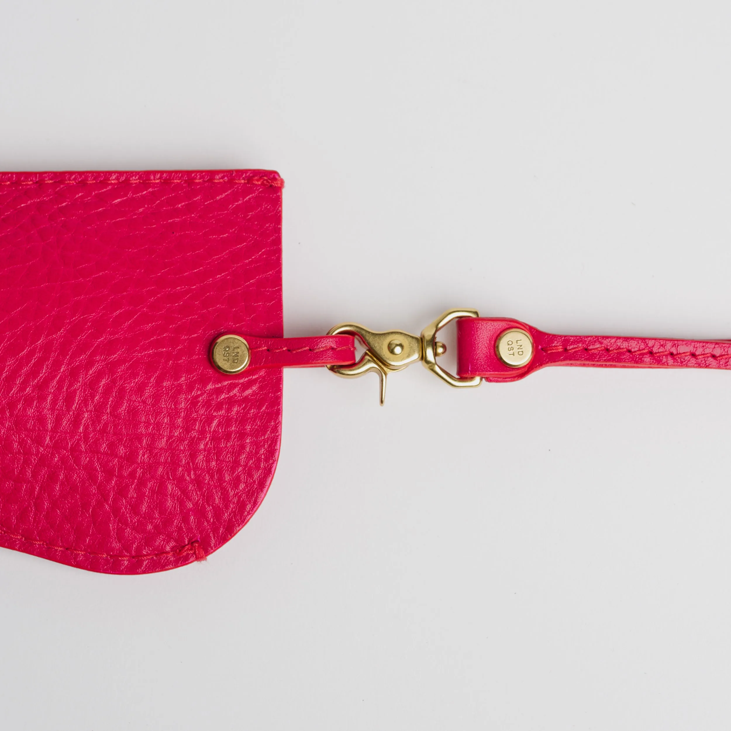 Ceci Sunglass Case in Pitaya