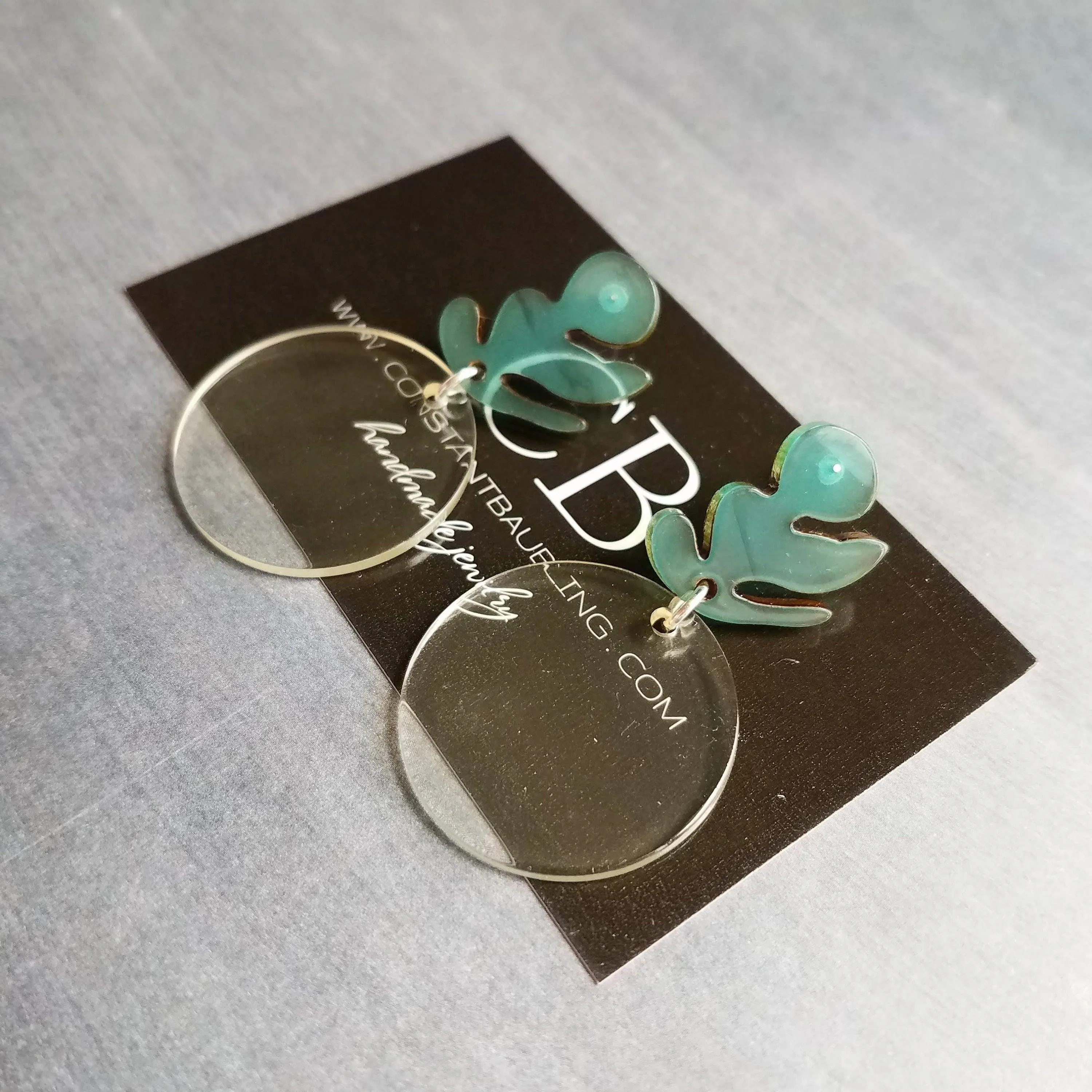 Chunky Acrylic Earrings, 80s style earring, clear plastic earring, vintage earring, clear round dangle, teal earring, large earring, leaf