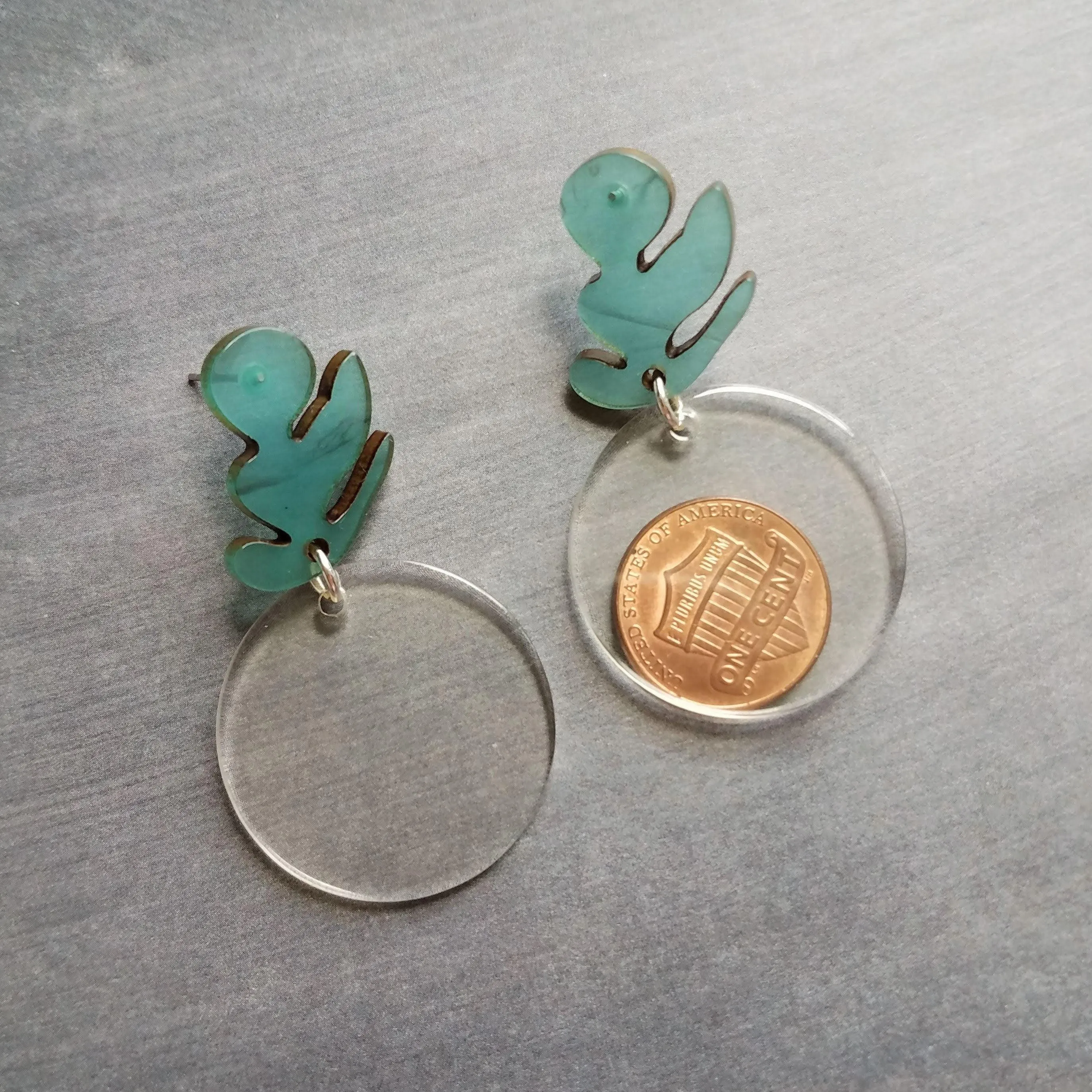 Chunky Acrylic Earrings, 80s style earring, clear plastic earring, vintage earring, clear round dangle, teal earring, large earring, leaf