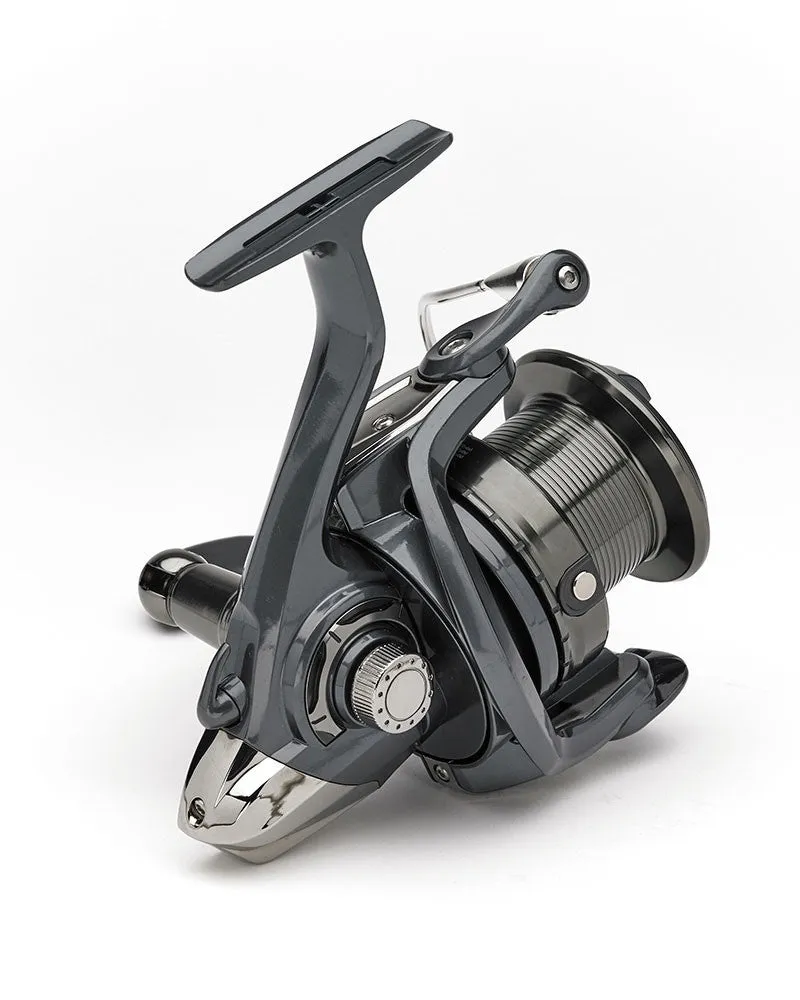 Daiwa Emcast 25A Carp Reels