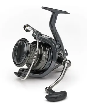 Daiwa Emcast 25A Carp Reels