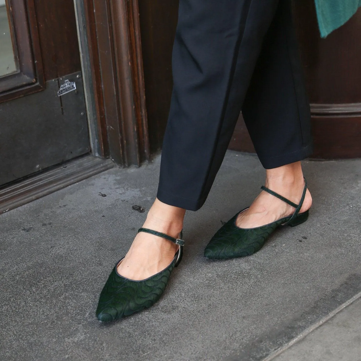 Groovy Green Point Slide   Amal Strap