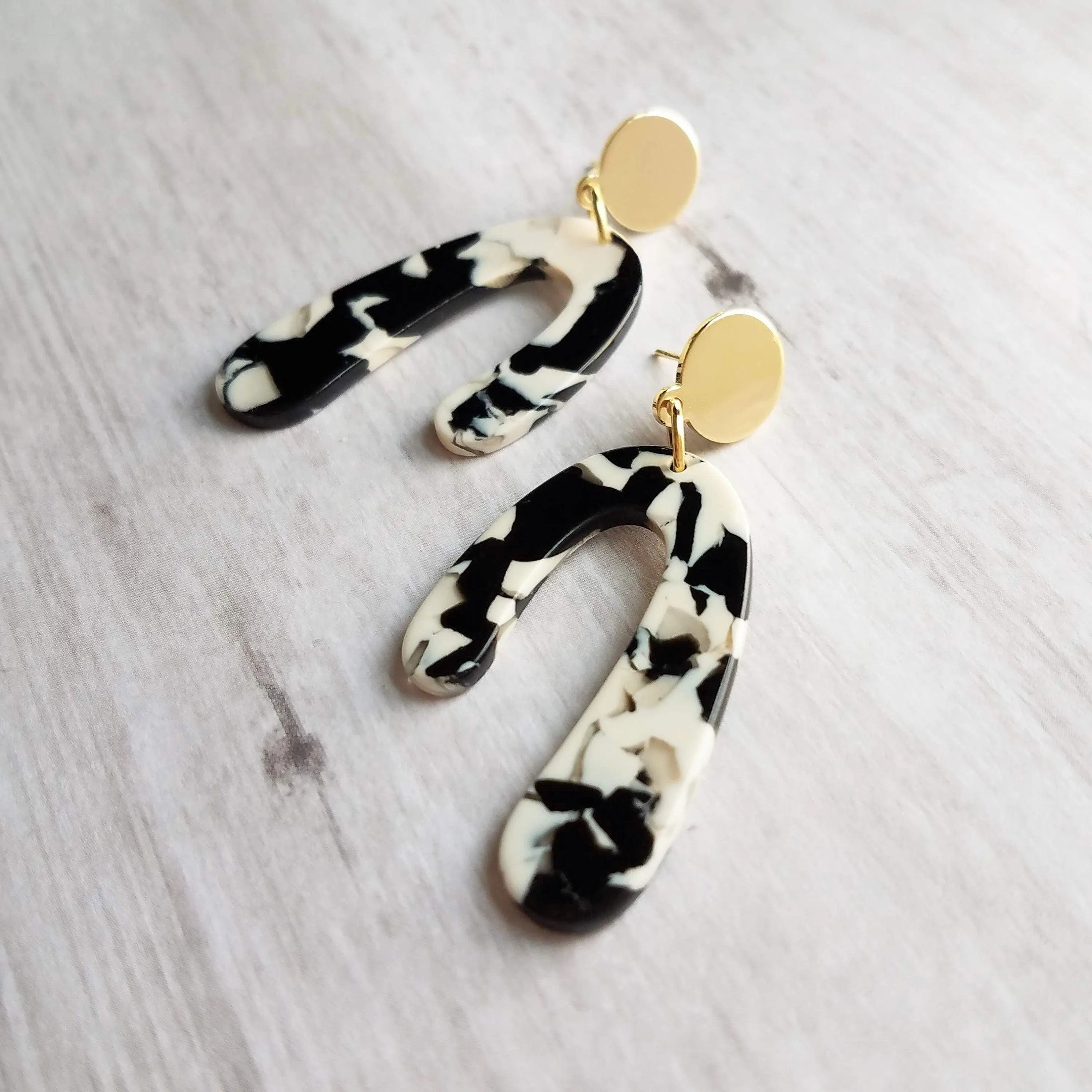 Large Chunky Earrings, black white gold earring, u shape earring, 80s style jewelry, acrylic arch earring faux tortoise shell earring dangle