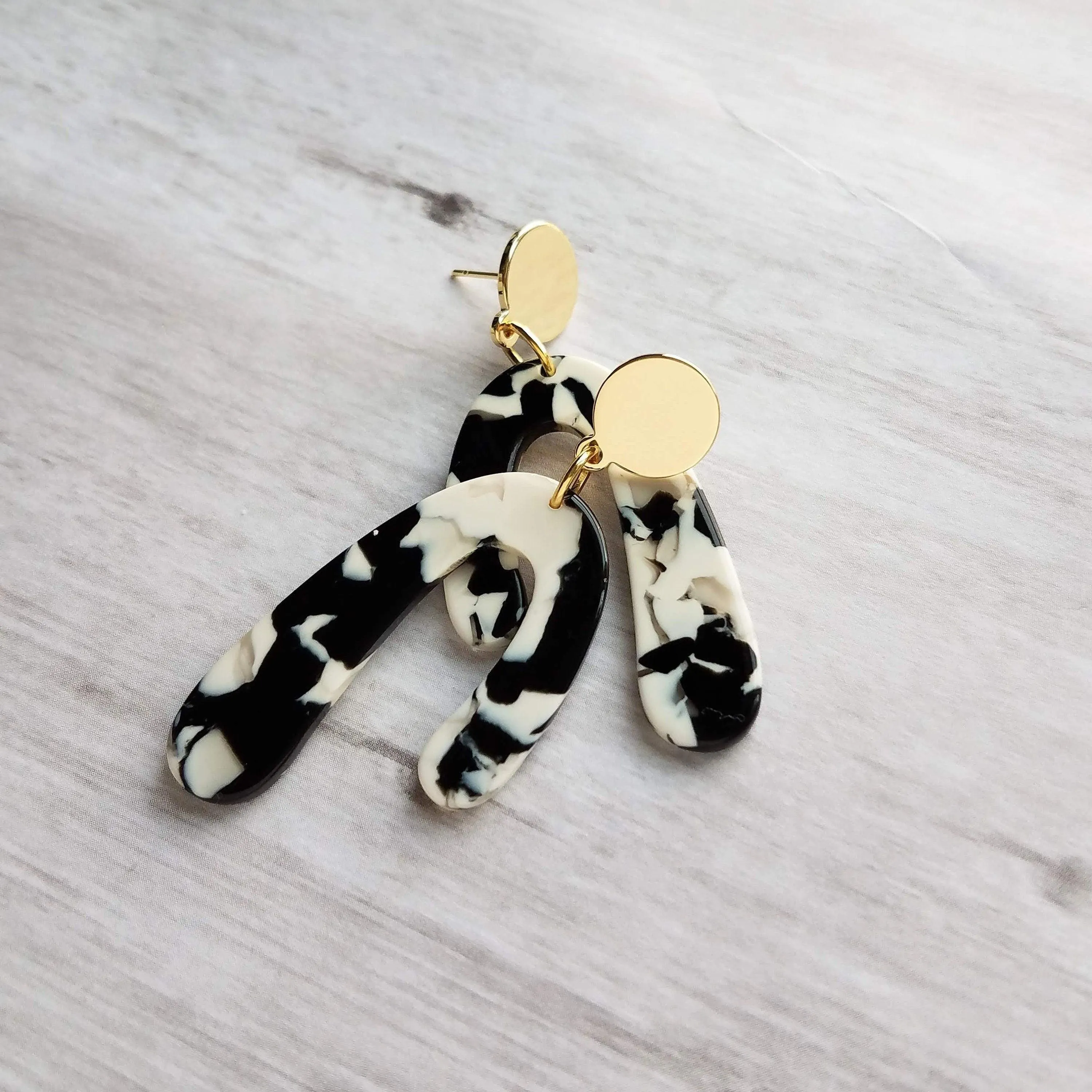 Large Chunky Earrings, black white gold earring, u shape earring, 80s style jewelry, acrylic arch earring faux tortoise shell earring dangle