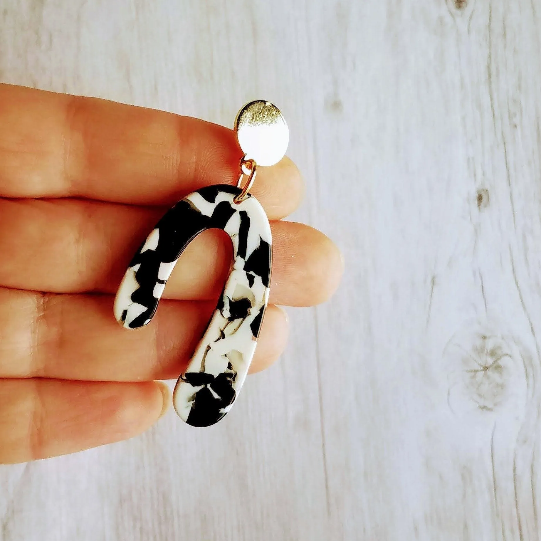 Large Chunky Earrings, black white gold earring, u shape earring, 80s style jewelry, acrylic arch earring faux tortoise shell earring dangle