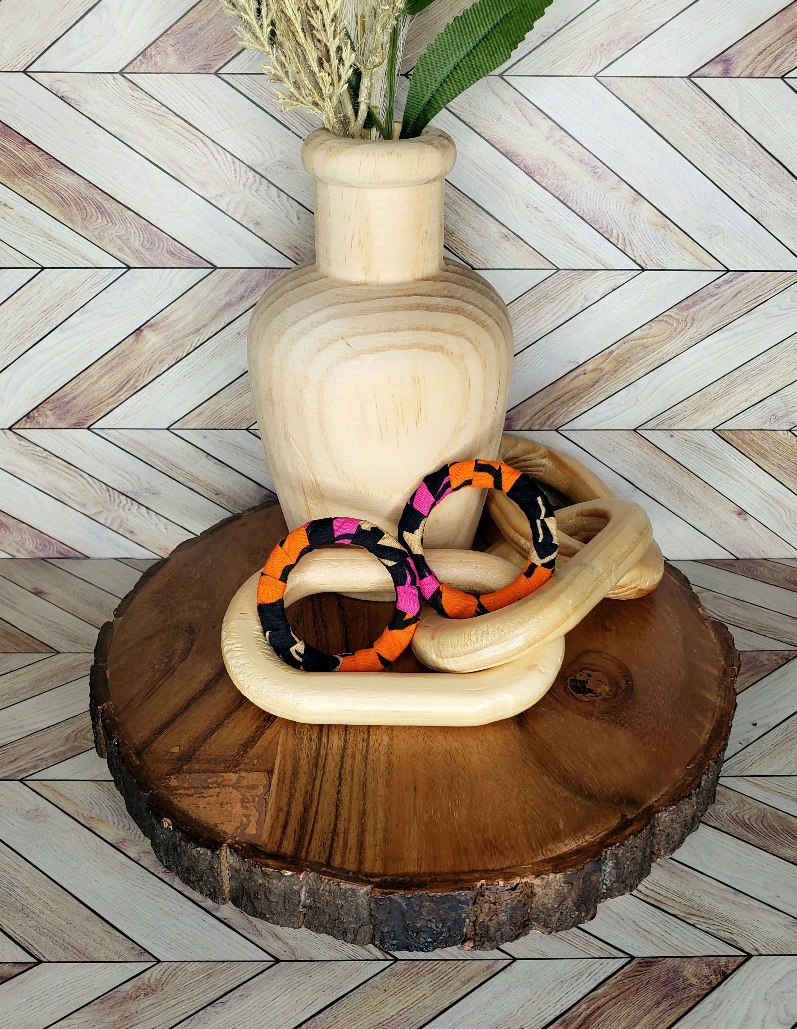 Nova Hoop Earrings (2 Sizes)