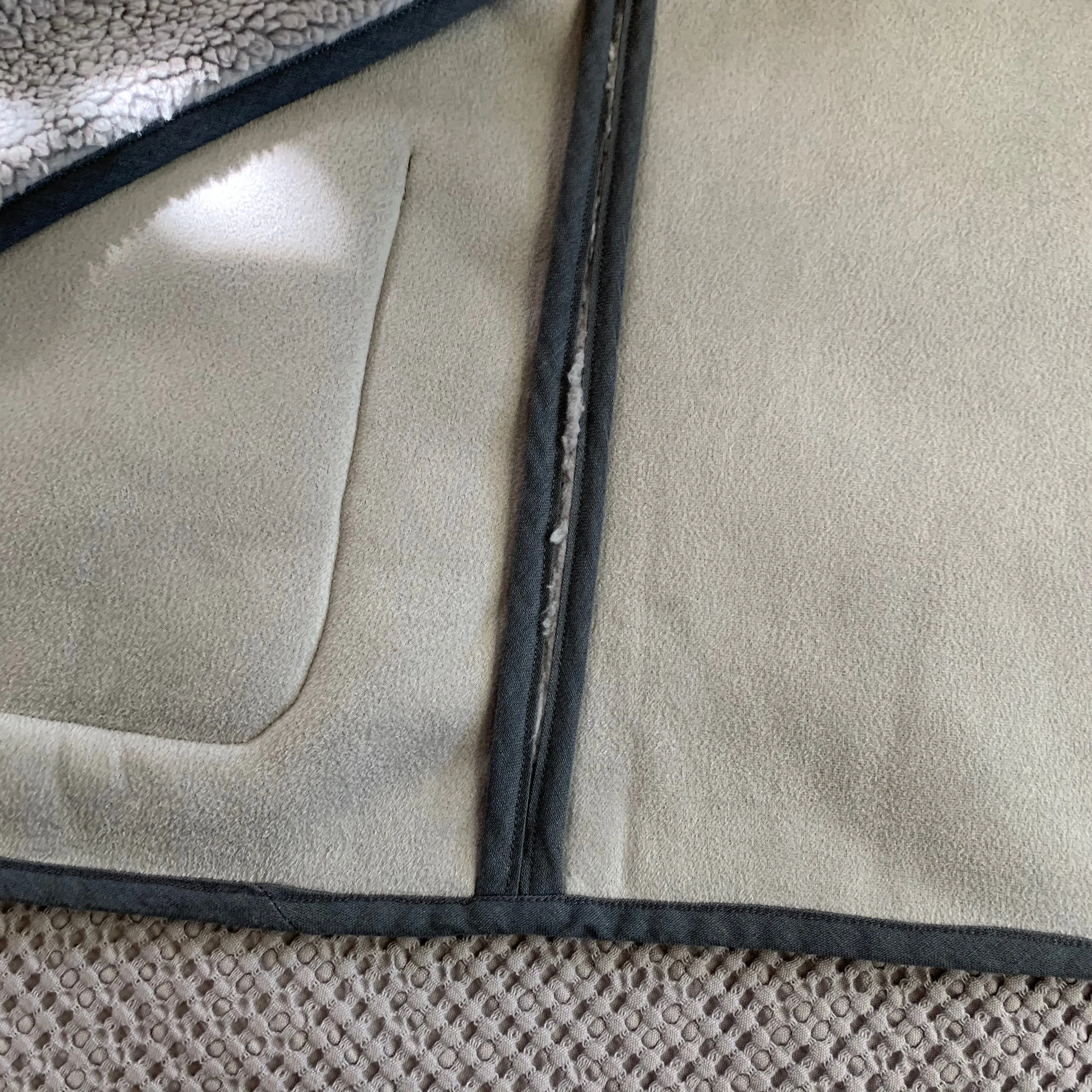 November Vest Blue Gray
