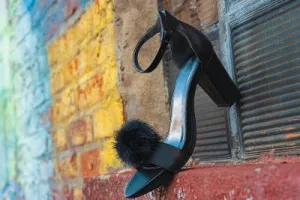 Pom Pom shoe bling
