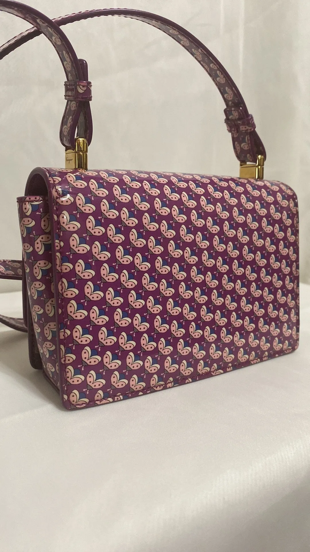 Rare Salvatore Ferragamo Patent Leather Mini Vara Bag In Ladybug Print