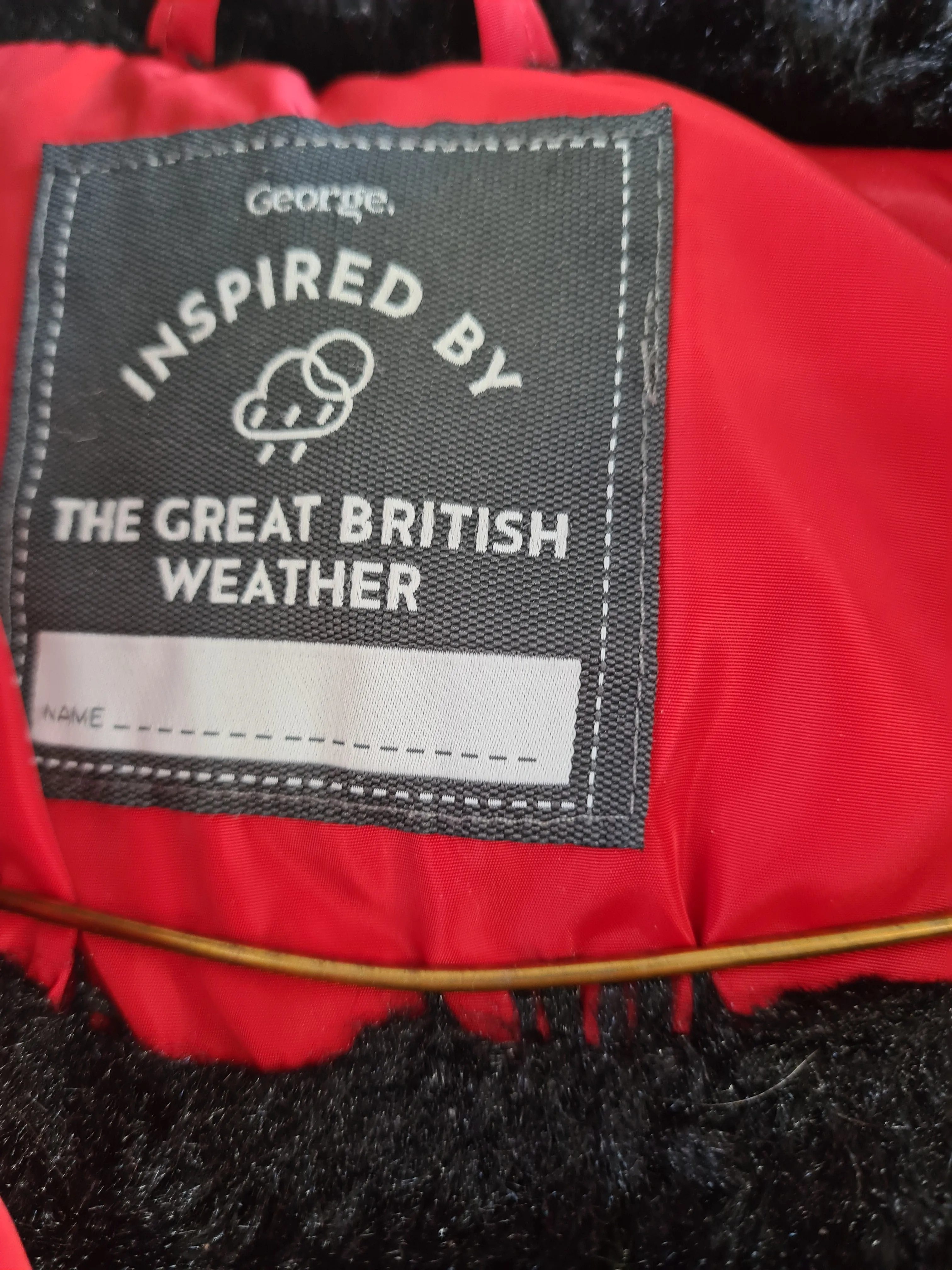 Red einter coat by George coat  age 9/10 FREE POSTAGE 🟢