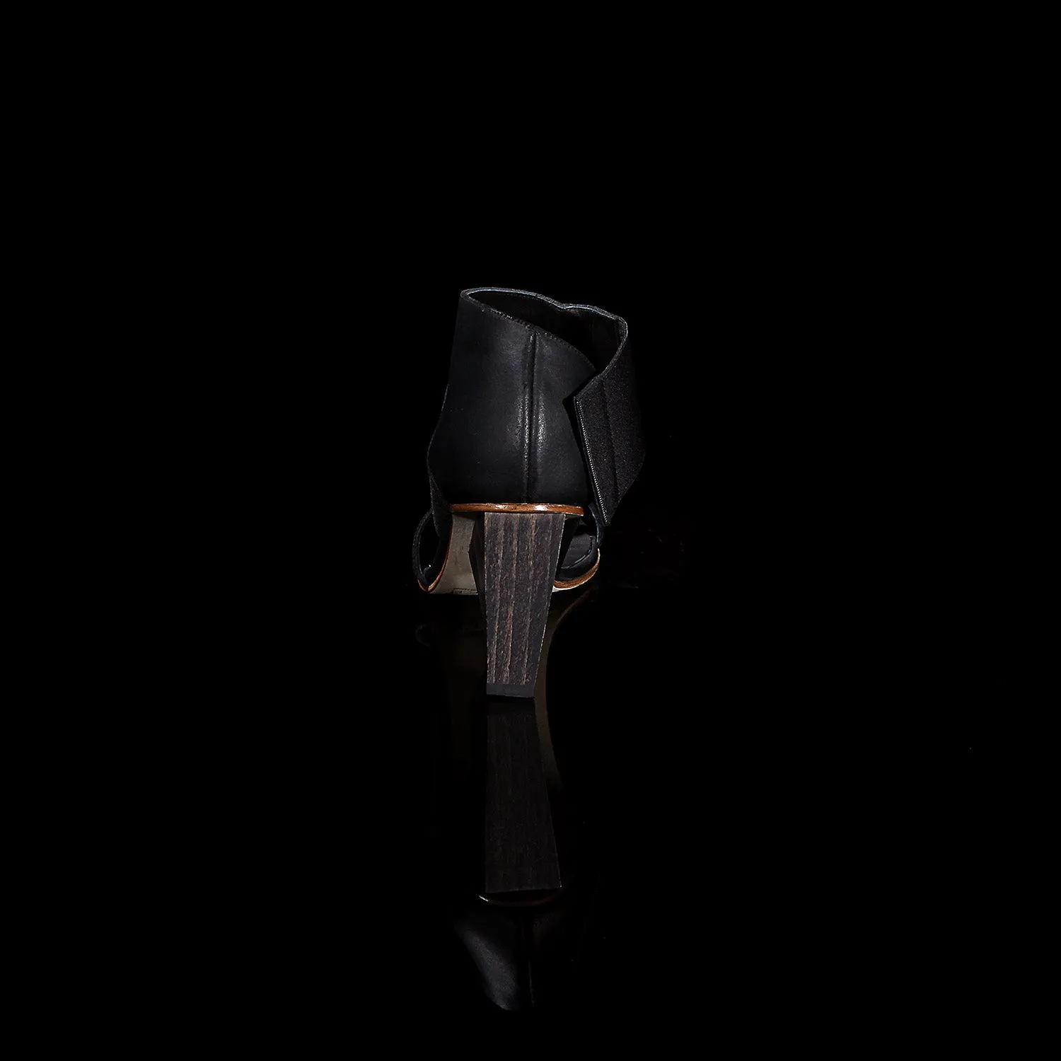ROND 85 / BLACK /
