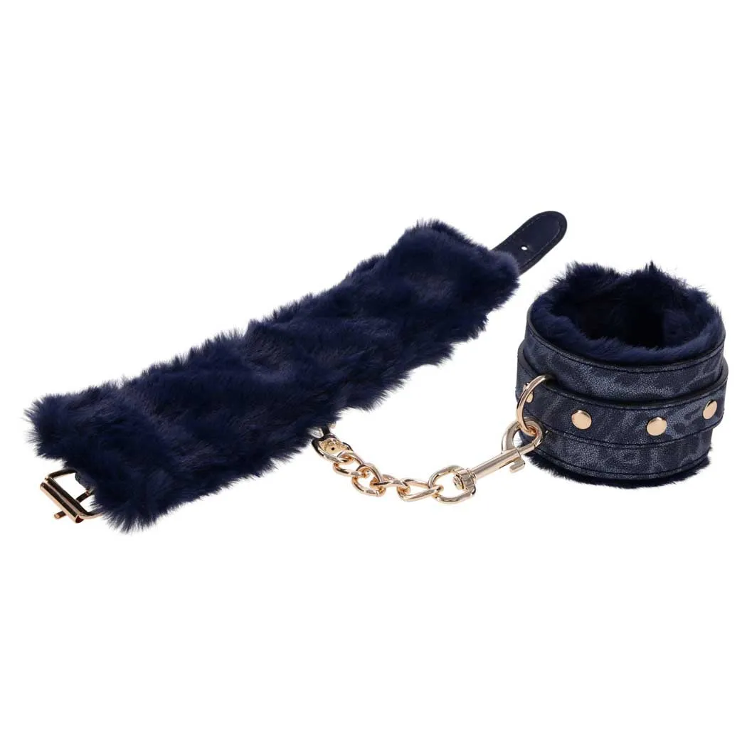 Sex & Mischief Cougar Fur Handcuffs