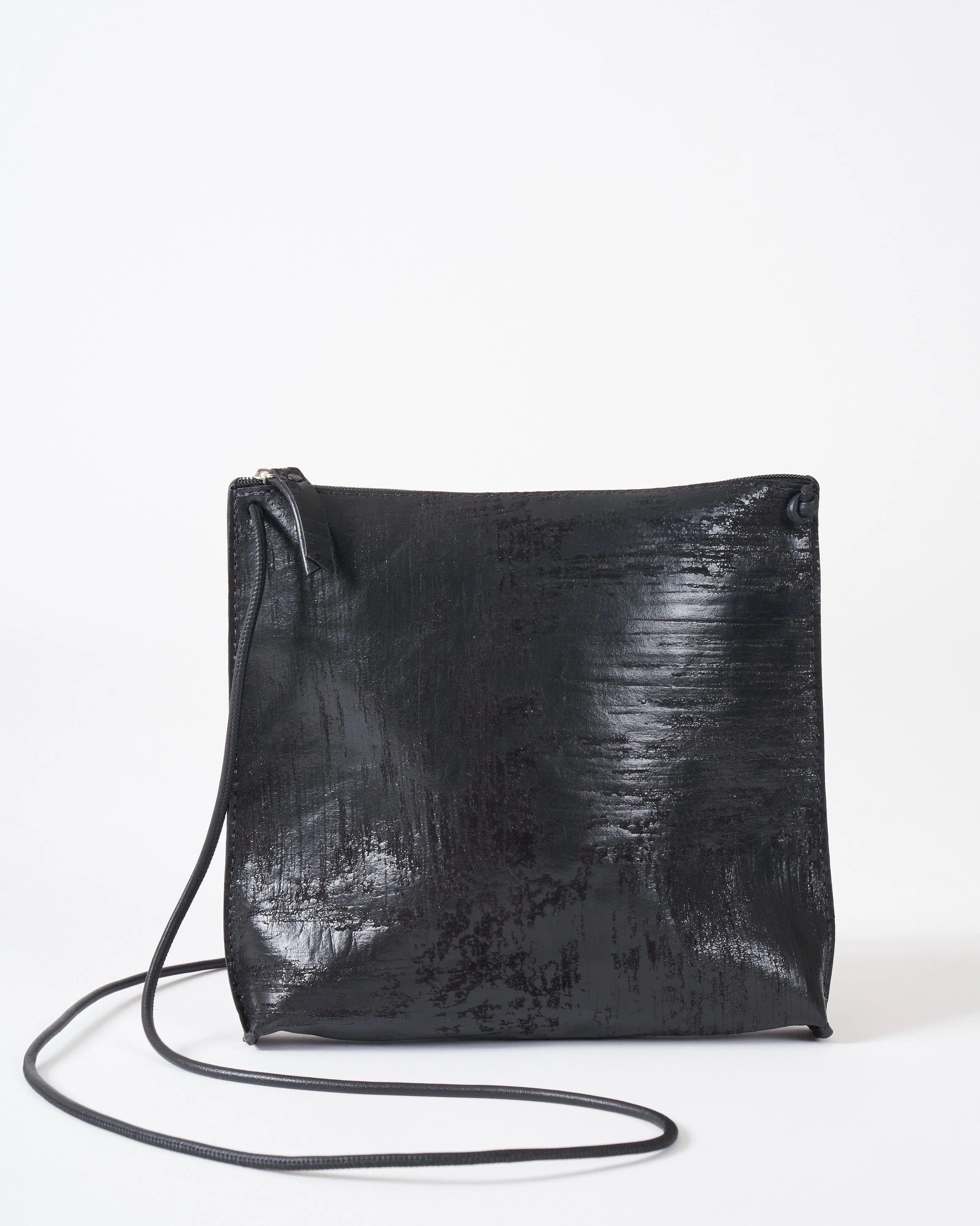 strappy pouch - cross hatch