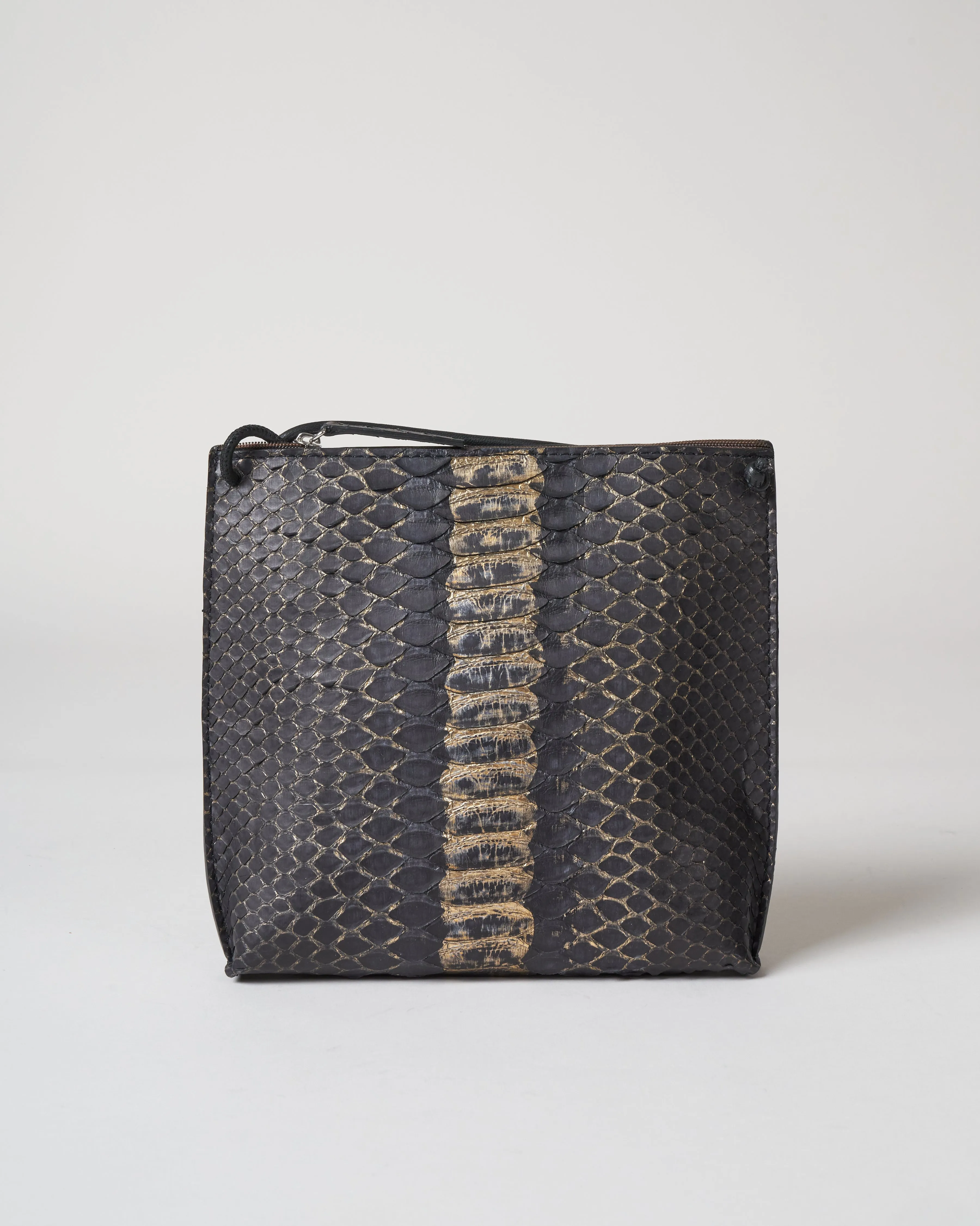strappy pouch - nimbus python