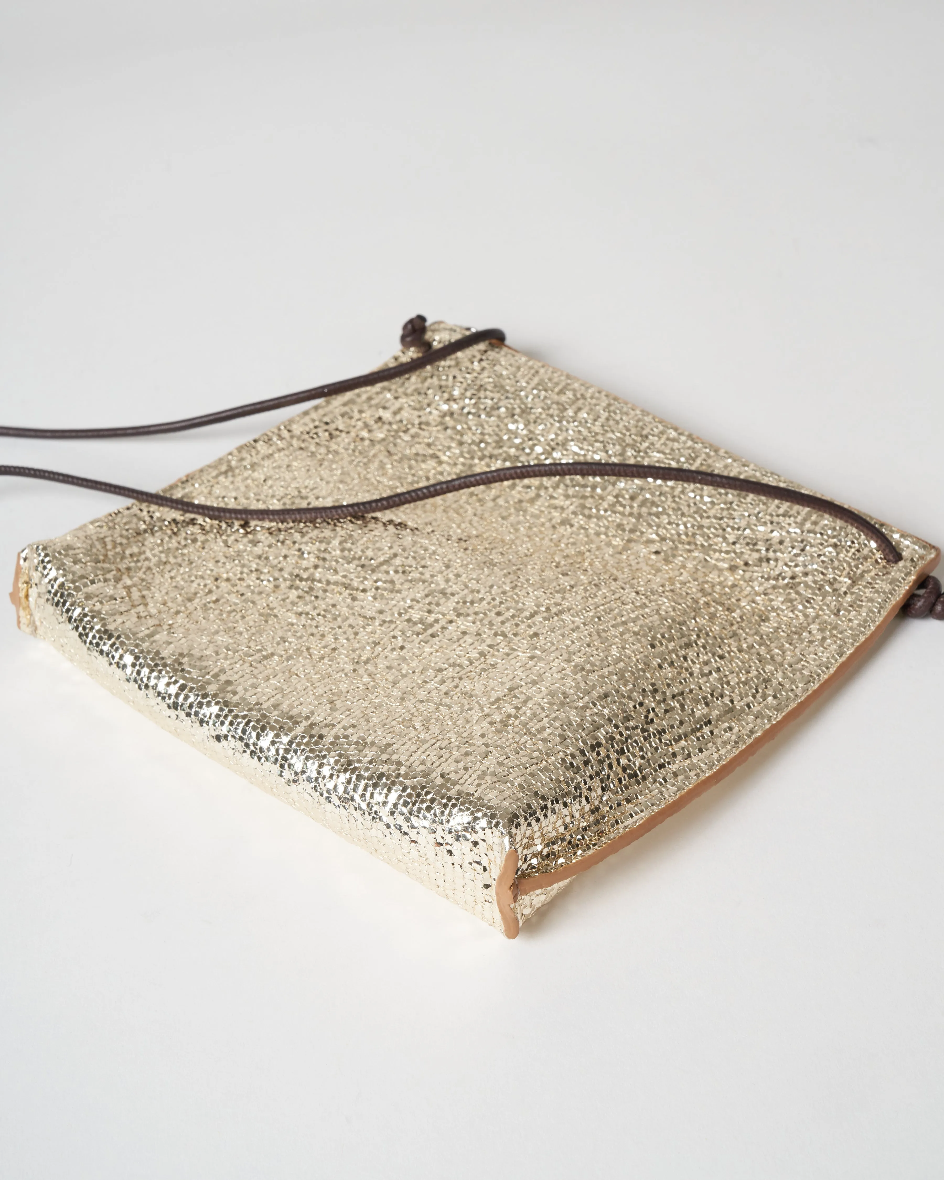 strappy pouch - prosecco