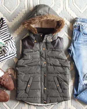 Suncadia Hooded Vest