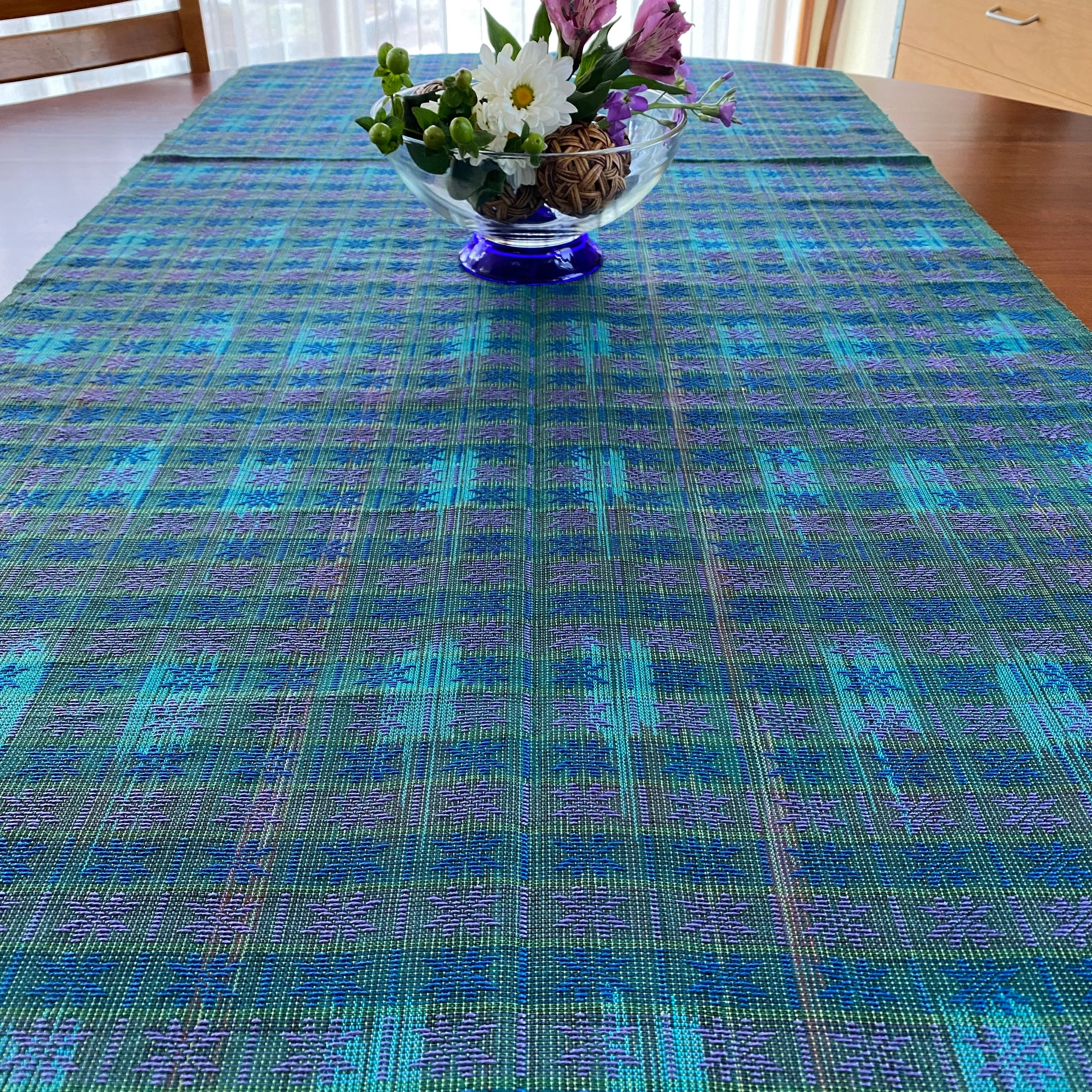 Sungkit table runner